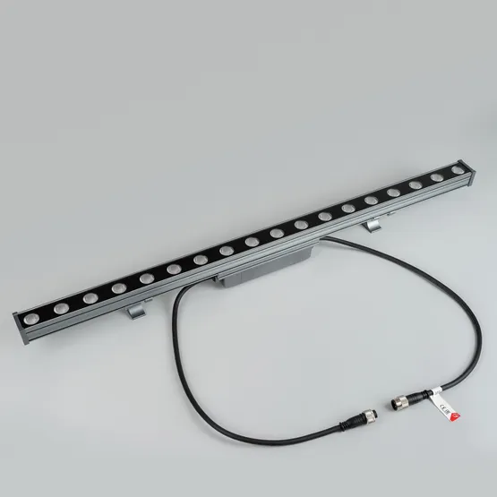 Фото #2 товара Линейный прожектор AR-LINE-760-18W Warm3000 (GR, 15x60 deg, 230V) (Arlight, IP65 Металл, 3 года)