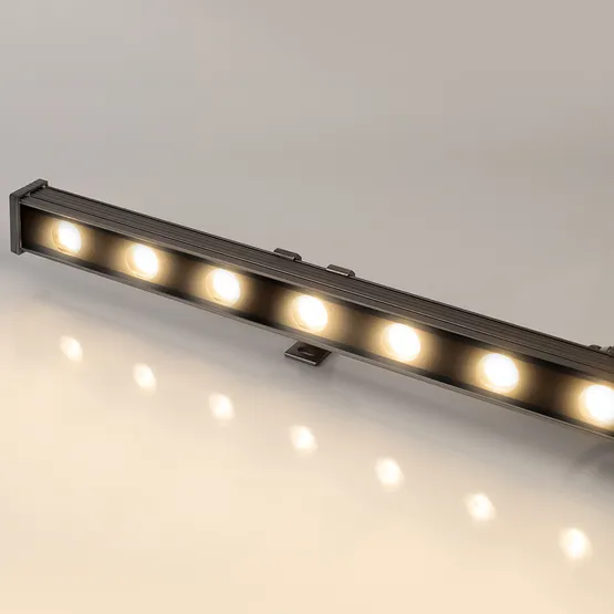 Фото #2 товара Линейный прожектор AR-LINE-1000-18W Warm3000 (GR, 15x60 deg, 230V) (Arlight, IP65 Металл, 3 года)