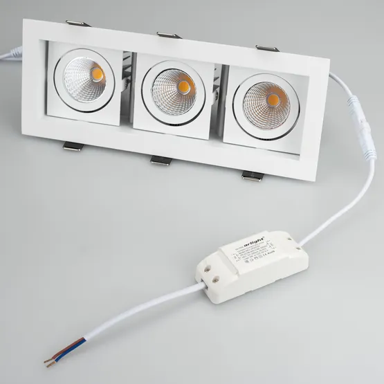 Фото #4 товара Светильник CL-KARDAN-S260x102-3x9W White (WH, 38 deg) (Arlight, IP20 Металл, 3 года)